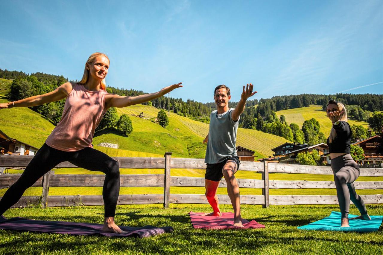 Hotel Barbarahof Saalbach, Inkl Jokercard Екстер'єр фото