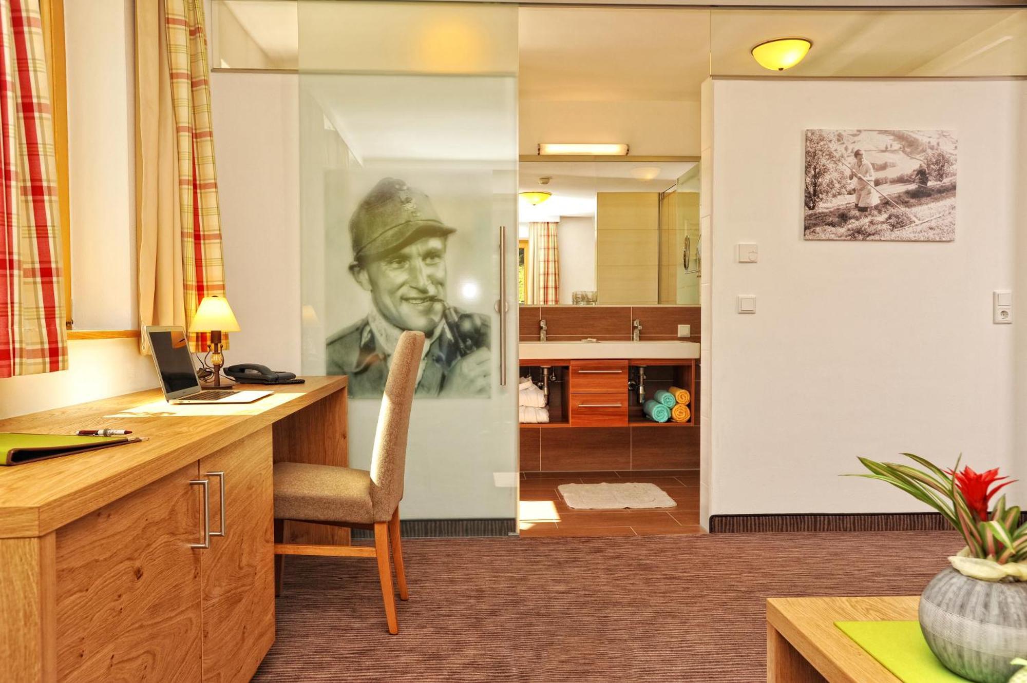 Hotel Barbarahof Saalbach, Inkl Jokercard Екстер'єр фото