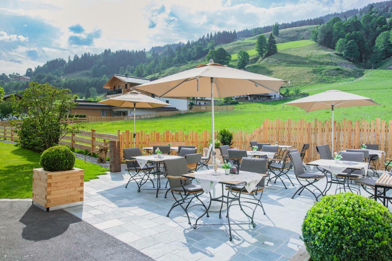 Hotel Barbarahof Saalbach, Inkl Jokercard Екстер'єр фото