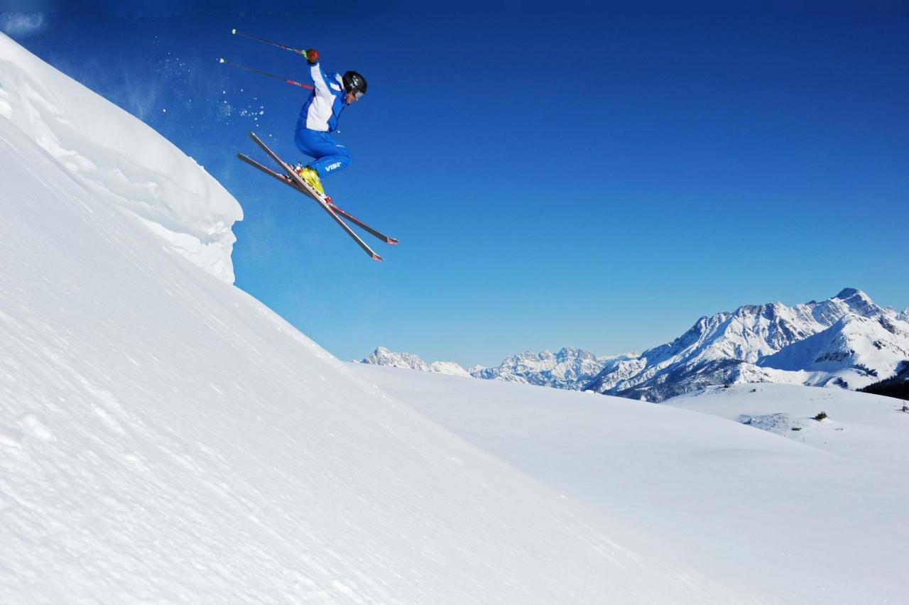 Hotel Barbarahof Saalbach, Inkl Jokercard Екстер'єр фото